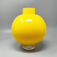 Load image into Gallery viewer, 1970s Gorgeous Yellow Vase by Ind. Vetraria Valdarnese. Made in Italy Madinteriorart by Maden
