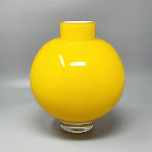 1970s Gorgeous Yellow Vase by Ind. Vetraria Valdarnese. Made in Italy Madinteriorart by Maden