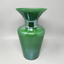 Load image into Gallery viewer, 1970s Luxury handcrafted Green Vase in Murano glass by Maestro del Vetro. Made in Italy. Madinteriorart by Maden
