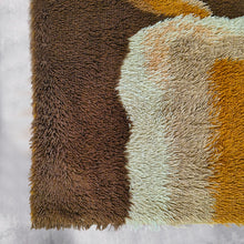Load image into Gallery viewer, 1970s Space Age Wool Rug | Mid-Century Modern Organic Wave Pattern. Made in Italy tappeto Madinteriorart by Maden

