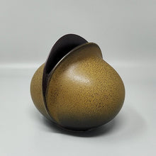 Load image into Gallery viewer, 1970s &quot;Venus&quot; Vase by Uta Feyl for Rosenthal Studio Line Madinteriorartshop by Maden
