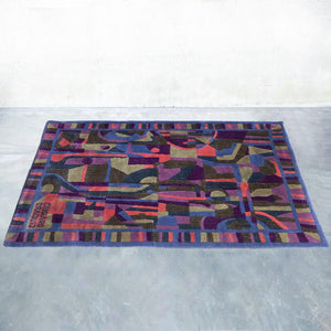 1990s Gorgeous Rug by Giorgetto Giugiaro for Paracchi. Pure wool. Made in Italy Madinteriorart by Maden