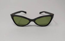 Load image into Gallery viewer, 1950s American Vintage Beautiful Rare Black Cat Eye Sunglasses Madinteriorartshop by Maden
