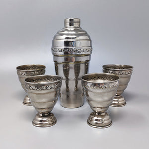 1950s Gorgeous Cocktail Shaker Set with Four Glasses in Stainless Steel. Made in Italy Madinteriorart by Maden