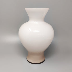 1960s Astonishing Beige Vase By Ca' Dei Vetrai in Murano Glass. Made in Italy Madinteriorart by Maden