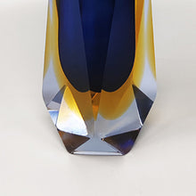 Load image into Gallery viewer, 1960s Astonishing Blue Vase By Mandruzzato. Made in Italy Madinteriorart by Maden
