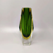 Load image into Gallery viewer, 1960s Astonishing Green Vase By Flavio Poli for Seguso. Made in Italy Madinteriorart by Maden
