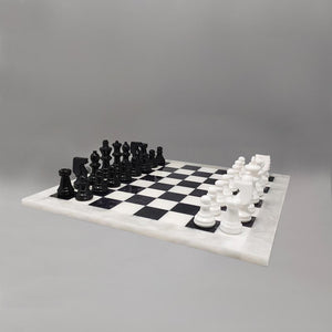 1960s Gorgeous Black and White Chess Set in Volterra Alabaster Handmade. Made in Italy Madinteriorart by Maden