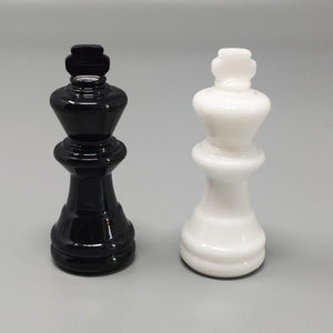 1960s Gorgeous Black and White Chess Set in Volterra Alabaster Handmade. Made in Italy Madinteriorart by Maden