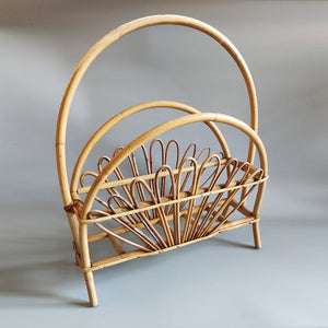1960s Gorgeous Magazine Rack by Franco Albini. Made in Italy Madinteriorart by Maden