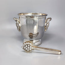 Load image into Gallery viewer, 1960s Stunning Ice Bucket by Zanetta. Made in Italy Madinteriorart by Maden
