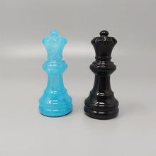 Load image into Gallery viewer, 1970s Astonishing Blue and Black Chess Set in Volterra Alabaster Handmade. Made in Italy Madinteriorart by Maden
