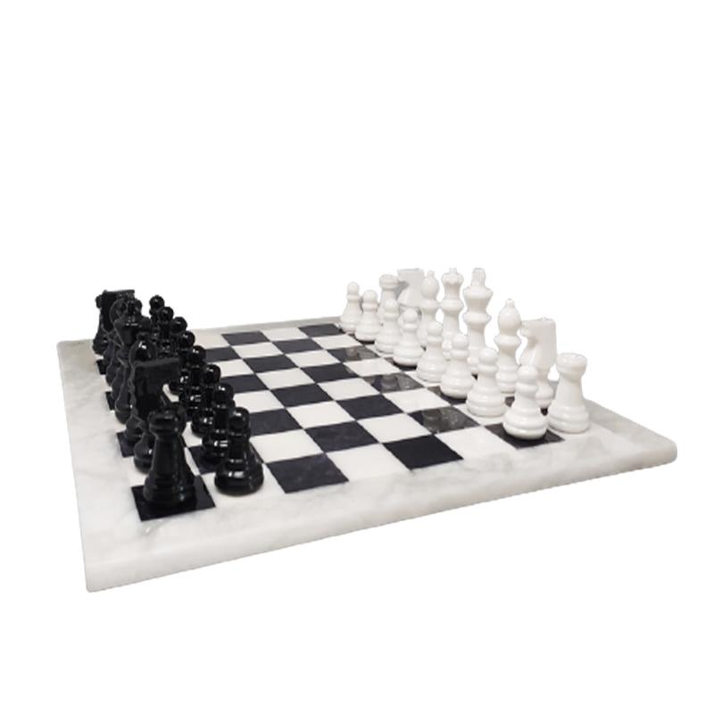 1970s Gorgeous Black and White Chess Set in Volterra Alabaster Handmade Made in Italy Madinteriorart by Maden