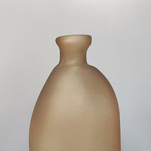 Load image into Gallery viewer, 1970s Gorgeous Pair of Vases in Murano Glass by Dogi. Made in Italy Madinteriorart by Maden
